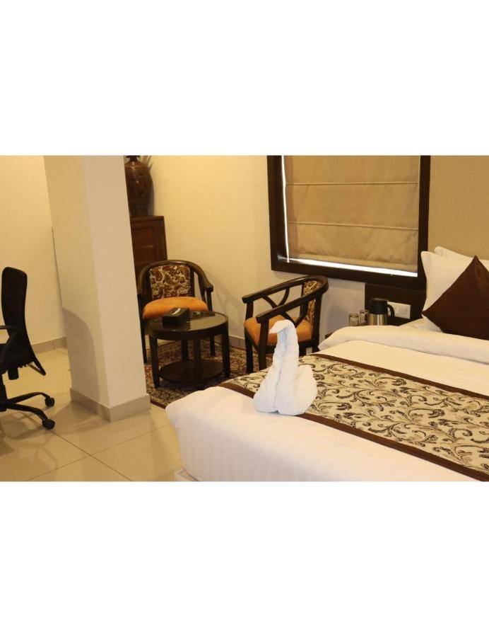 Hotel Solista, Chittorgarh Exterior photo