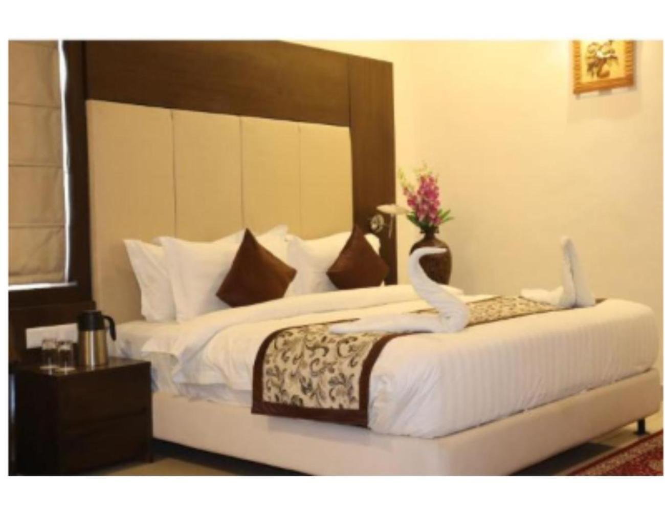Hotel Solista, Chittorgarh Exterior photo